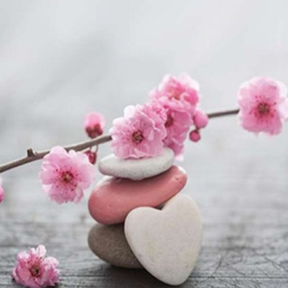 Powder Room Vanity Boudoir Jewelry Accessories - Picture 13 of 16